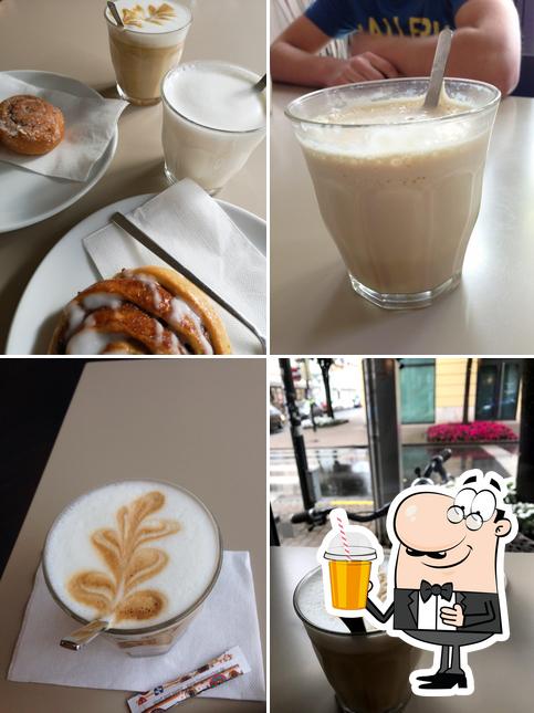Enjoy a drink at Cafe como coffee & more