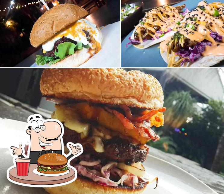 Les hamburgers de Boxcar Street Food Eatery will satisferont une grande variété de goûts