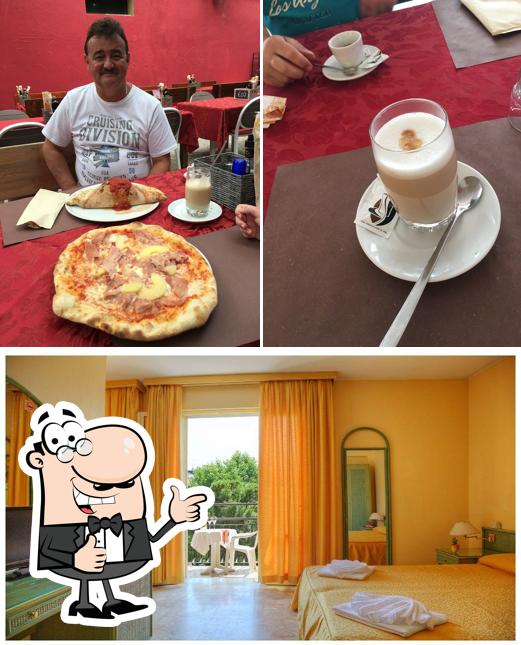 Здесь можно посмотреть фото пиццерии "Hotel Amalfi"
