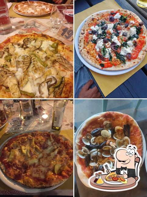 Scegli una pizza a Ristorante Pizzeria Da Mariano