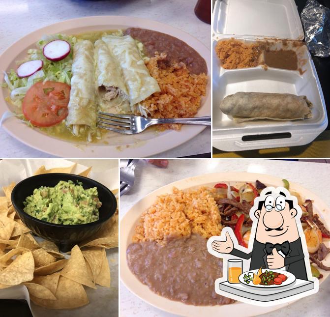 Comida en Tony's Mexican Food
