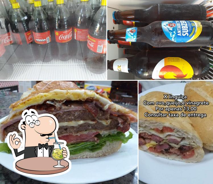 Entre diferentes coisas, bebida e comida podem ser encontrados no Lanchonete e restaurante ki lanche