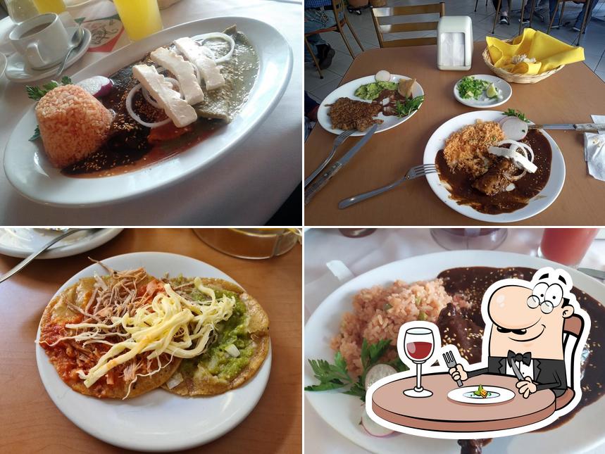 Meals at Fonda La Mexicana