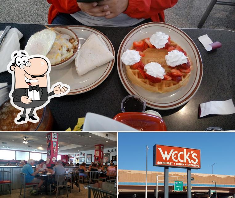 Look at this picture of Weck's Breakfast & Lunch
