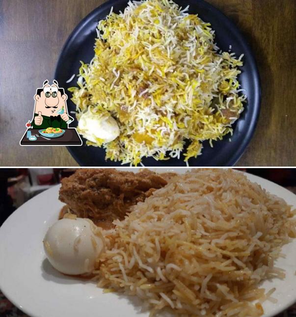 Haji Biryani, Kolkata, F982+77Q - Restaurant Menu And Reviews