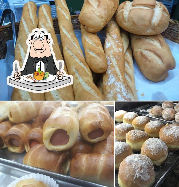 Comida em Pão de Ló Panificadora