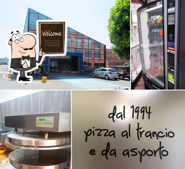 Look at the image of PIZZA FLASH dal 1994 - pizza al taglio Manerbio