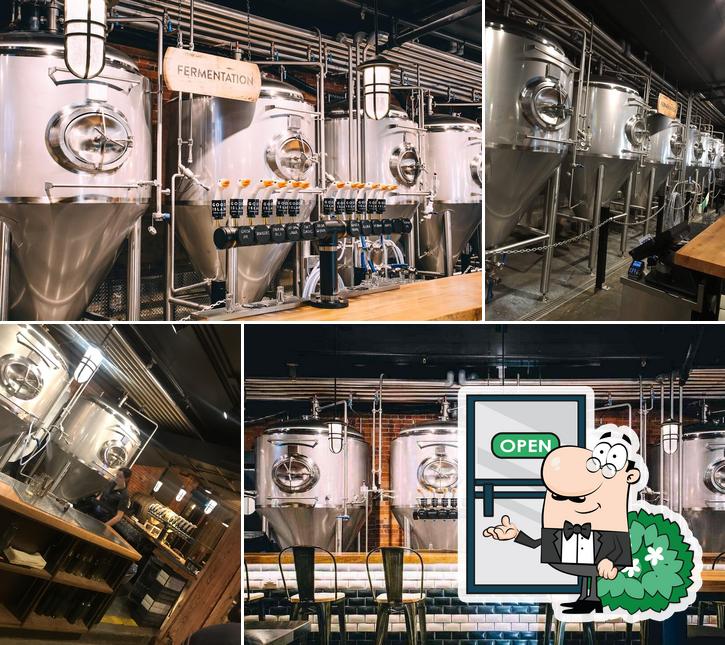 Check out how Goose Island Brewhouse Toronto looks outside