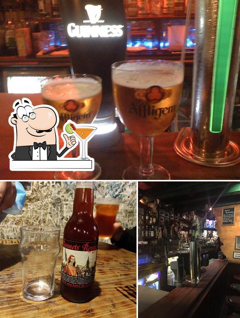 L’image de la boire et comptoir de bar concernant Le Saint-Patrick