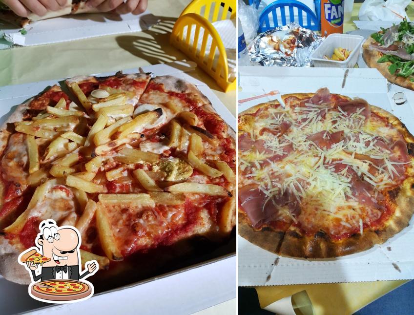 Scegli tra le molte varianti di pizza