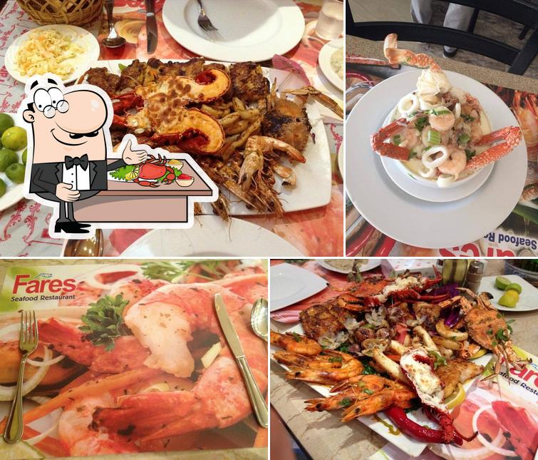 Отведайте блюда с морепродуктами в "Fares Traditional Restaurant"