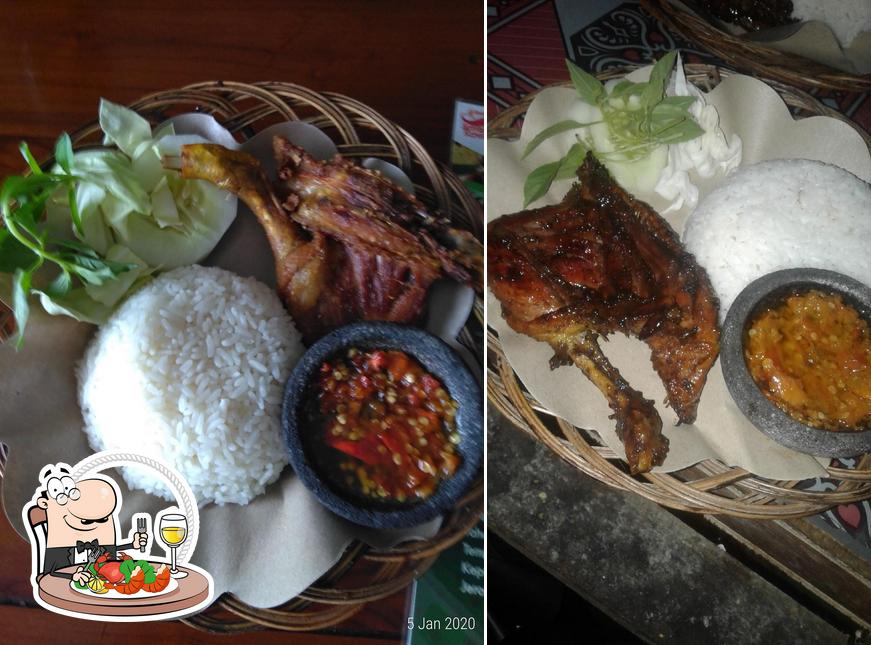 Order seafood at RM.bebek kartosuro pandangan cabang sarang