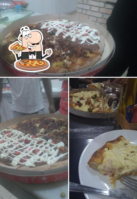 Escolha pizza no Pizzaria Spezzato