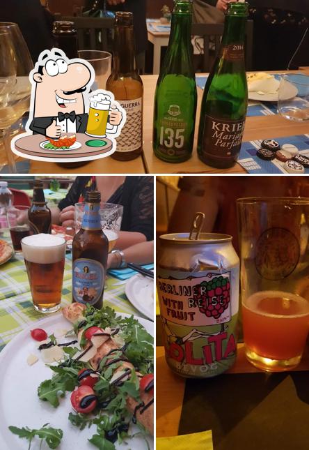 Puoi prenderti un rinfrescante bicchiere di birra chiara o scura