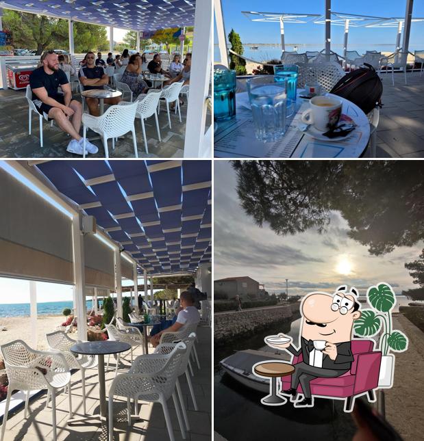 Dai un'occhiata agli interni di Beach Bar Shabakun