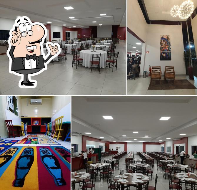 O interior do Playground da Pizza