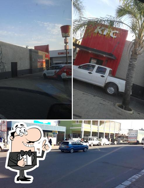 Voir cette photo de KFC Vryburg