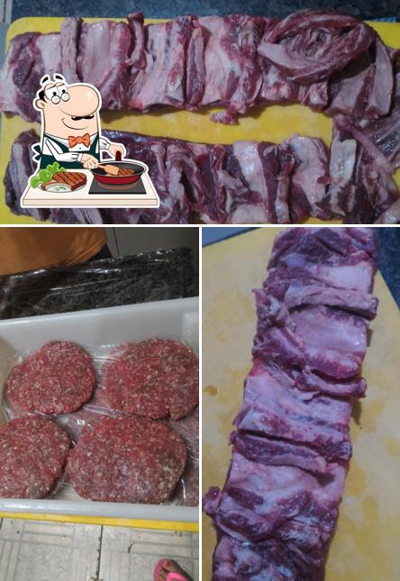 Prove pratos de carne no Lanchonete e Pastelaria Xororó