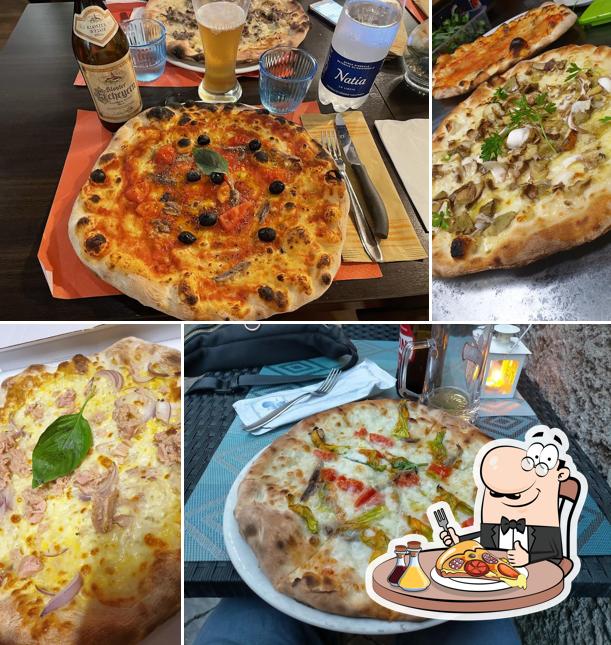 A Vecchia Napoli, puoi goderti una bella pizza