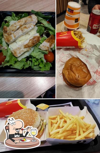 Cibo al McDonald's Marcianise