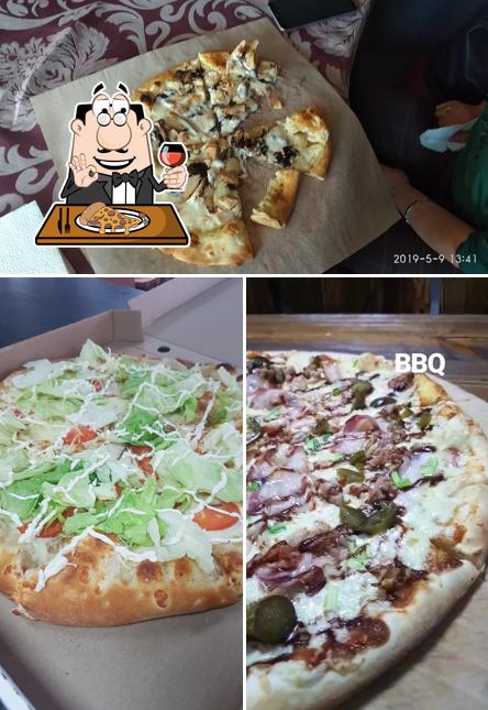 Get pizza at AlBano Pizza