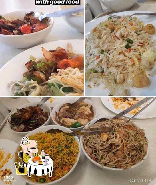 Food at Chinese Quisine