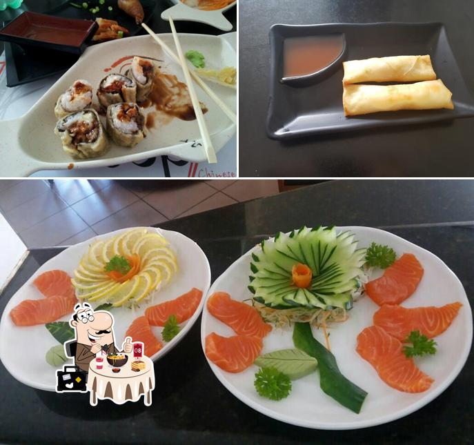 Comida em Restaurante China Top