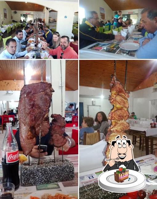 Look at this picture of Churrascaria Beira Rio