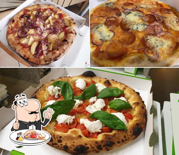 Scegli tra le molte varianti di pizza