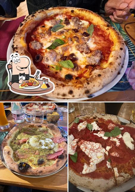 Try out pizza at Bersò