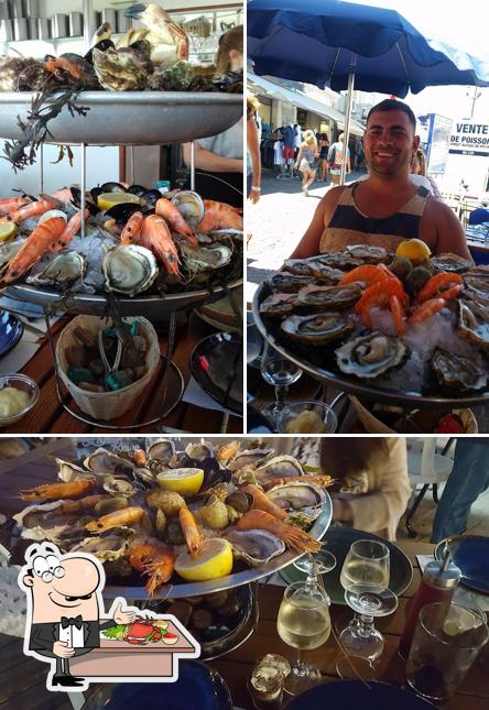 Prenez de nombreux plats à base de fruits de mer servis par L'Huitre Rieuse