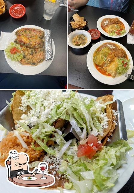 Еда в "Alejandro “Serious Mexican, Mariscos, & Fusion Food”"