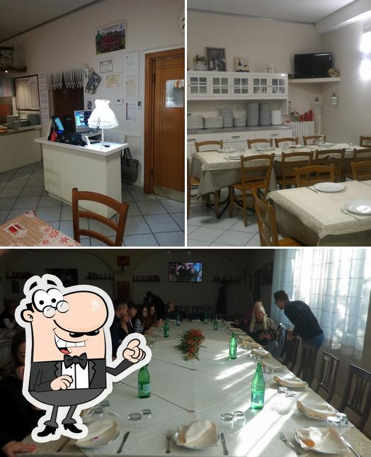 Siediti a un tavolo di Al Casale di Bitritto Ristorante Pizzeria