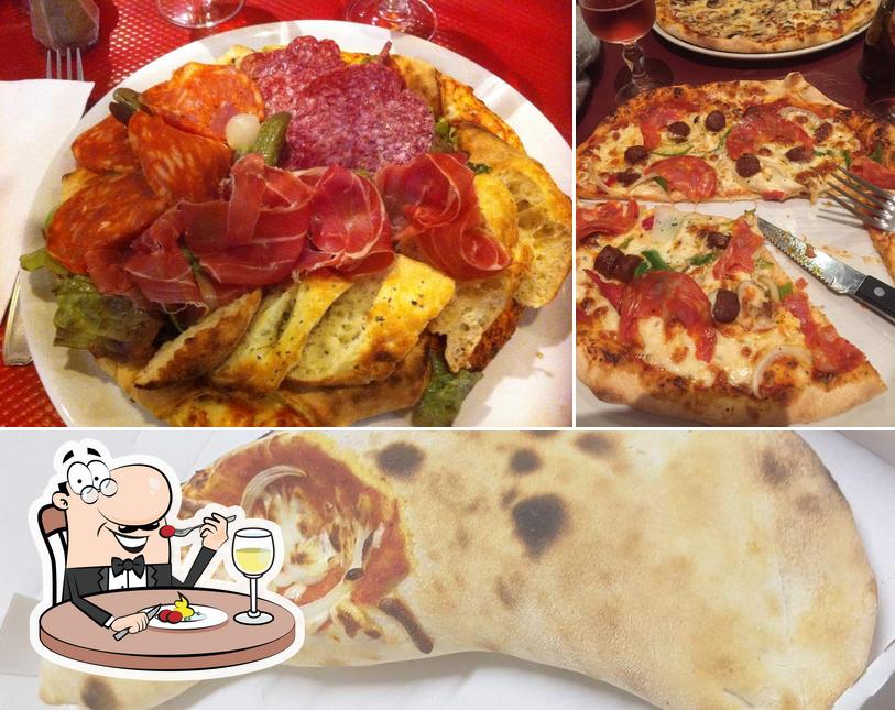 Food at Pizza Saveria