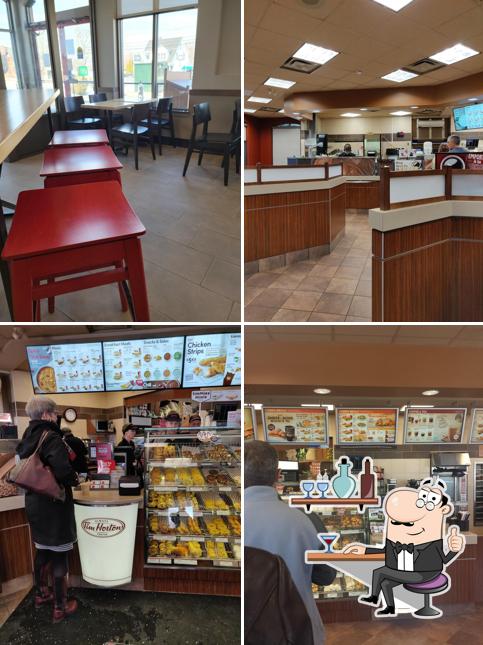 L'intérieur de Tim Hortons