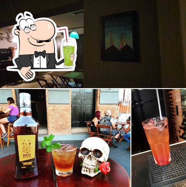 Luna Bar e Confraria de ideias fornece uma variedade de bebidas