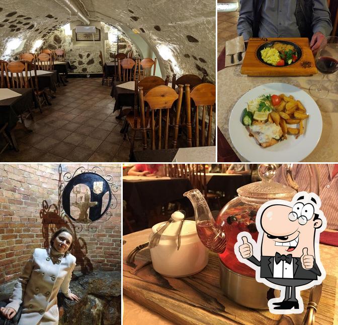 Здесь можно посмотреть изображение ресторана "Славянская трапеза"