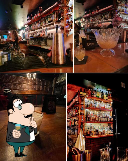 See this pic of Wander Bar: Mobile Bartending and Cocktail Lounge