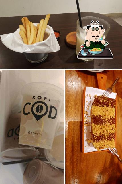 Еда в "Kopi COD & Eatery"