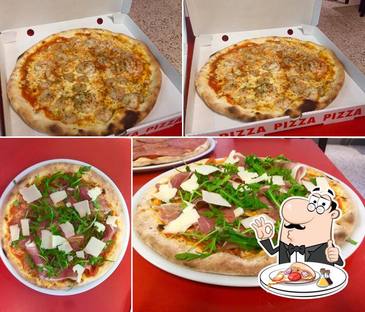 A Pizzeria Piccante, vous pouvez prendre des pizzas