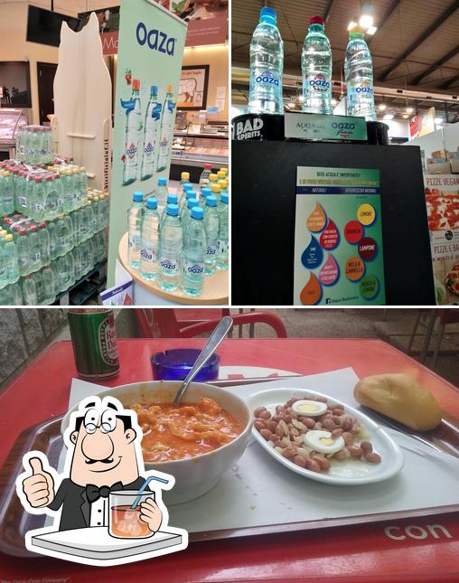 Questa è la immagine che presenta la bevanda e cibo di Buona Forchetta Domio