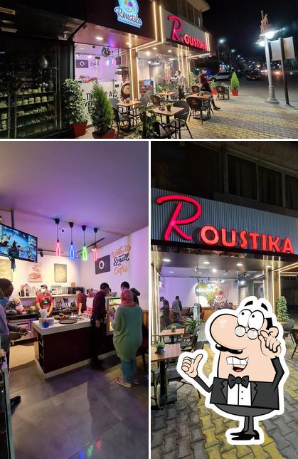 L'intérieur de Roustika Cafe