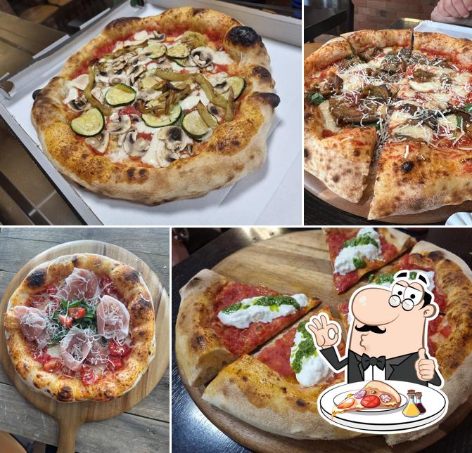 Закажите пиццу в "Pizzeria La Casa"