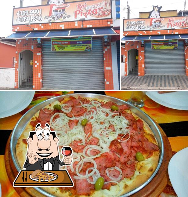 Peça diversos estilos de pizza