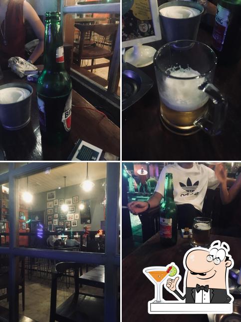 Los bebida y barra de bar del restaurante