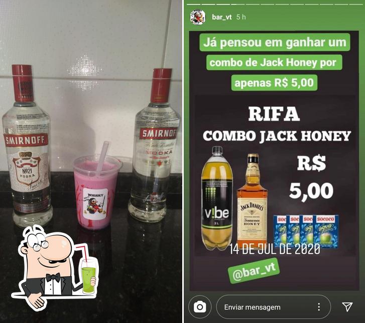 Desfrute de um drinque no Bar Vt