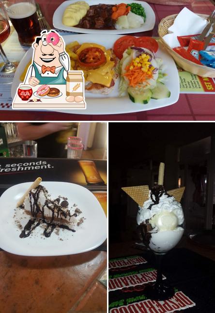 JJs Bar and restaurant provides a variety of desserts