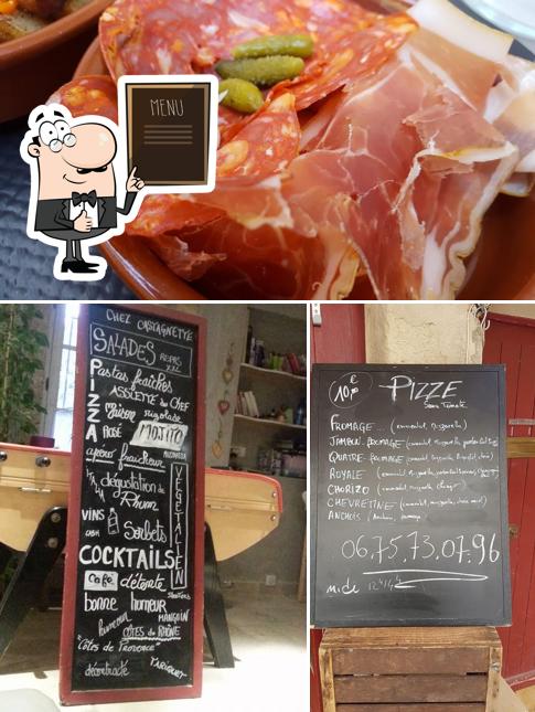 The photo of Restaurant Casacastagno’s blackboard and food