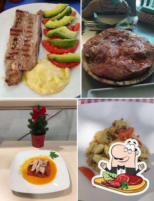Get meat meals at LA COCINITA DE ZOE