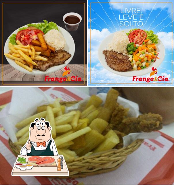 Peixe e fritas em Frango & Cia